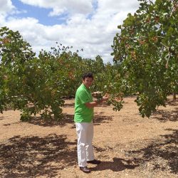 «Del conocimiento viene el respeto y eso pretendo también con la agricultura»